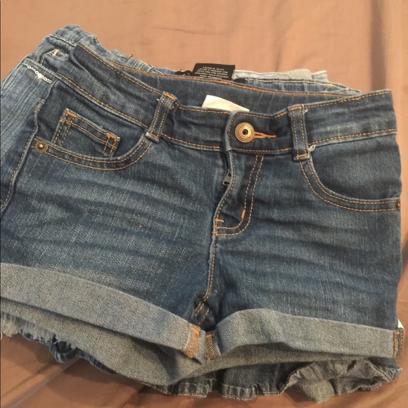 6 shorts  -all different name brand all size 6-6x - Picture 2 of 8